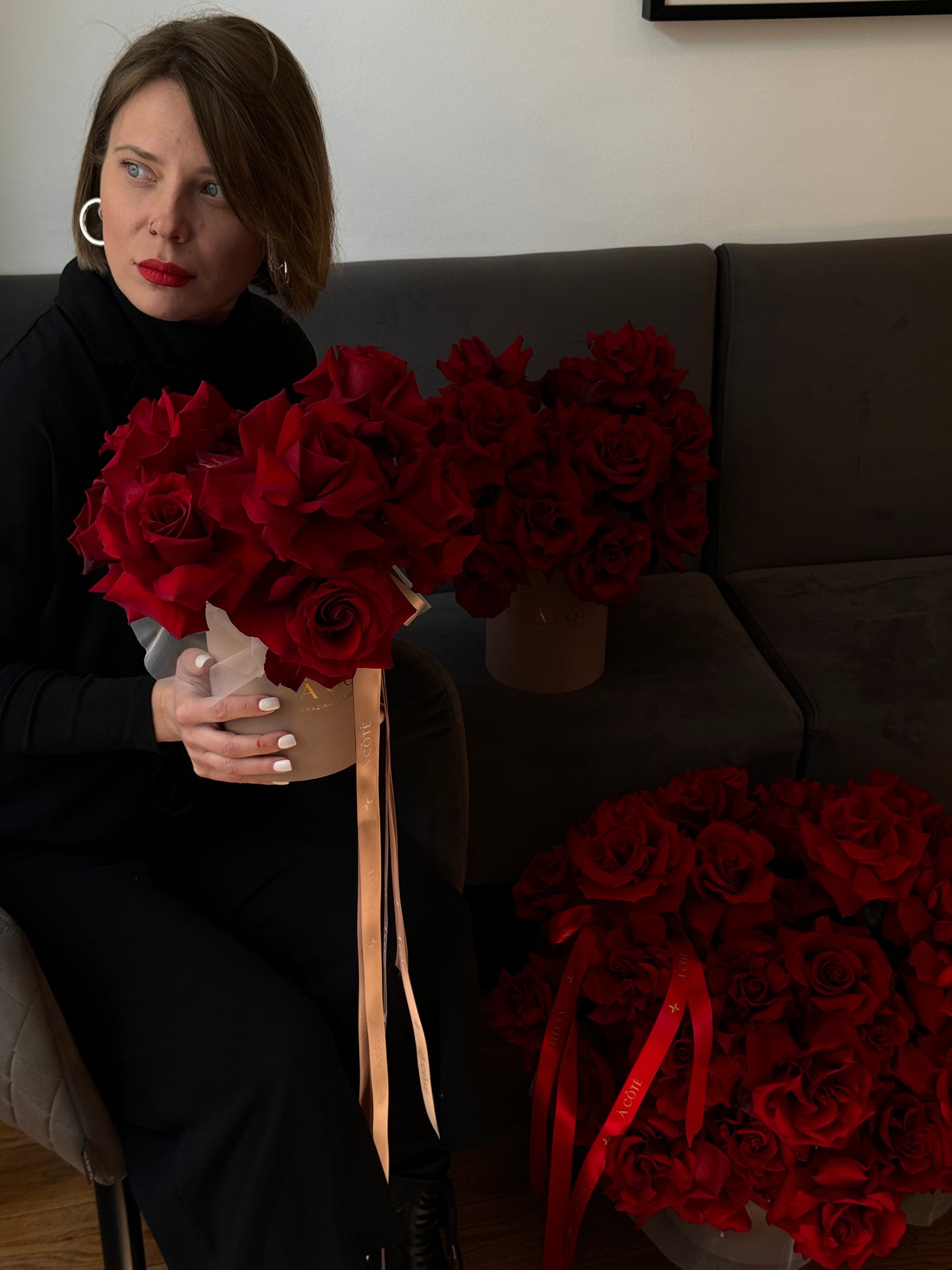 Cutie 13 trandafiri rosii