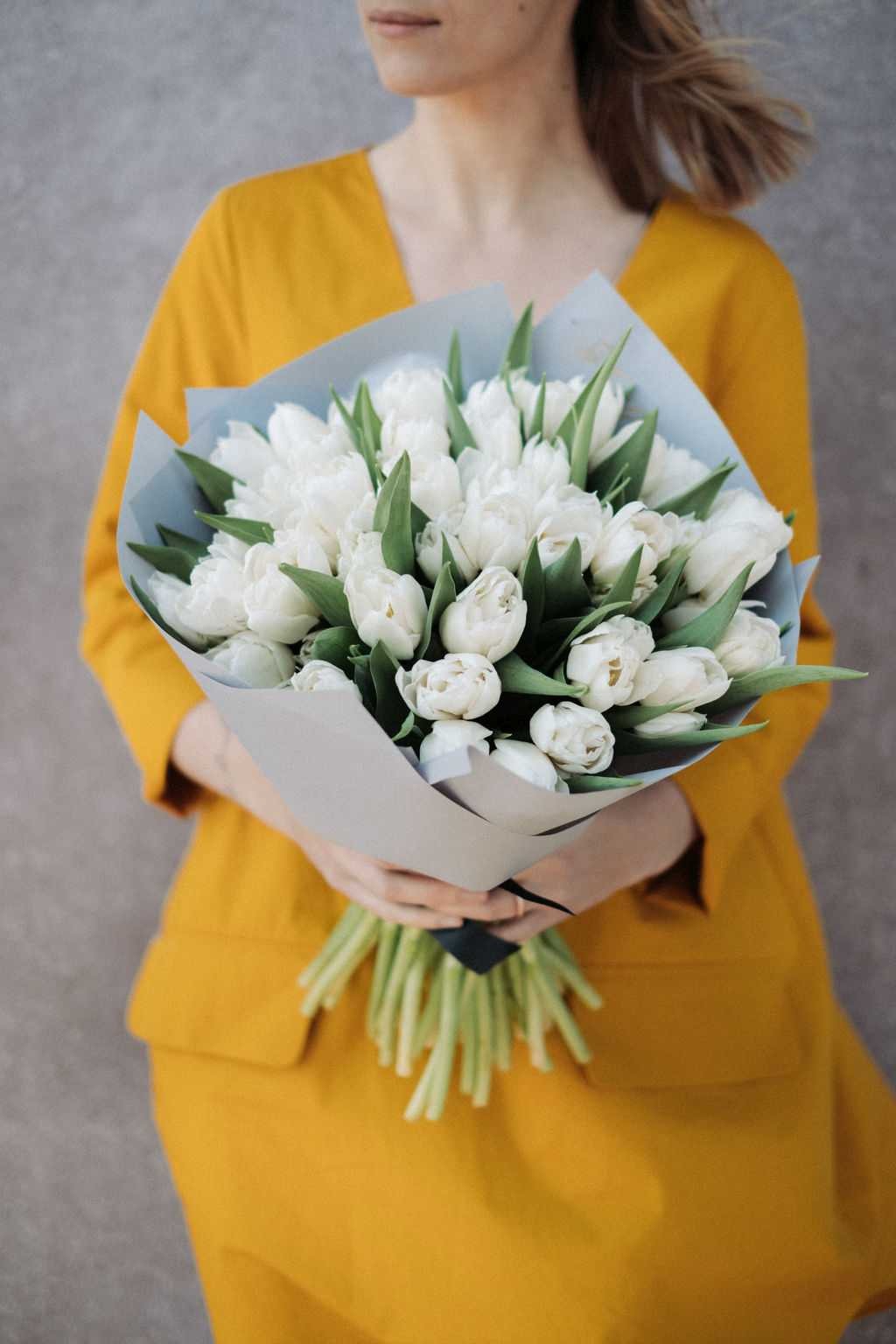 Buchet 51 Lalele albe